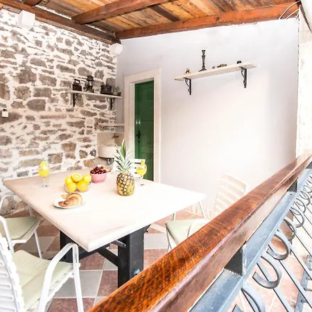 Apartment Deziderio *