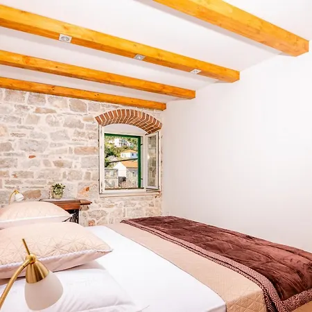 Apartment Deziderio *